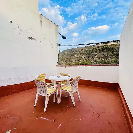 Apartamento La Calzada Apartment *